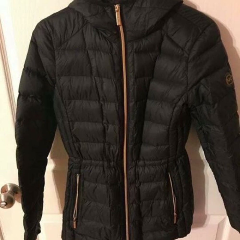 MICHAEL KORS Size Small Down Comforter Coat